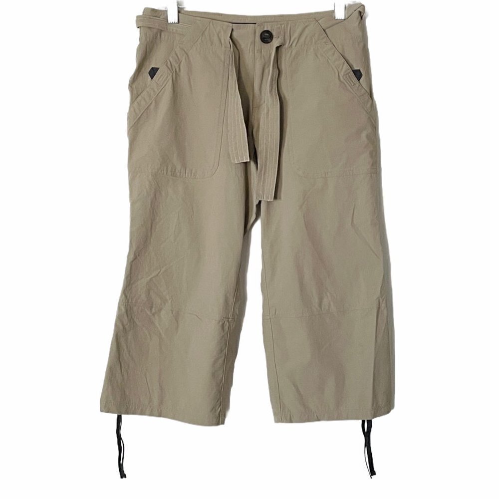 🌺 Eastern Mountain Sports Belted Hiking Capri Pants Size 2